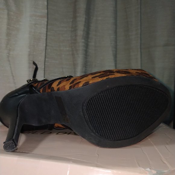 Leopard 4" heels - Size 10 - Picture 3 of 4
